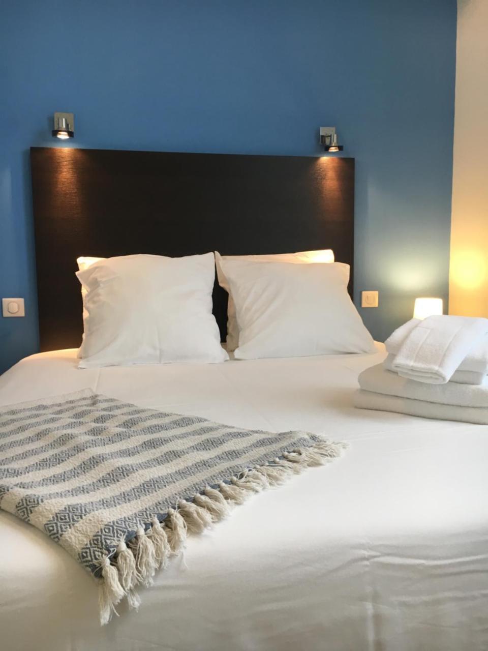 Les Bains Boyardville - Hotel Et Restaurant Экстерьер фото